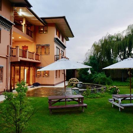 Taktsang Village Resort بارو المظهر الخارجي الصورة